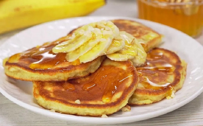 Из обычных перезревших бананов можно приготовить ресторанный завтрак за считанные минуты