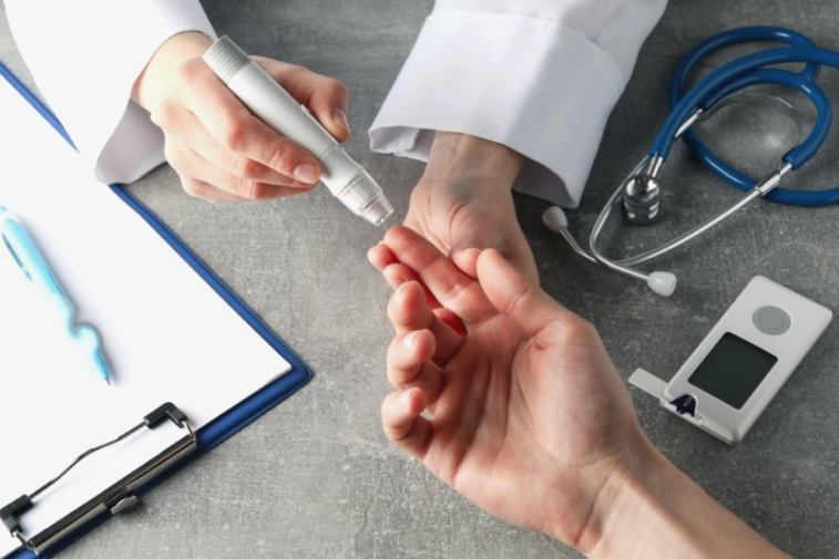 © photo credit by ru.freepik.com/atlascompany