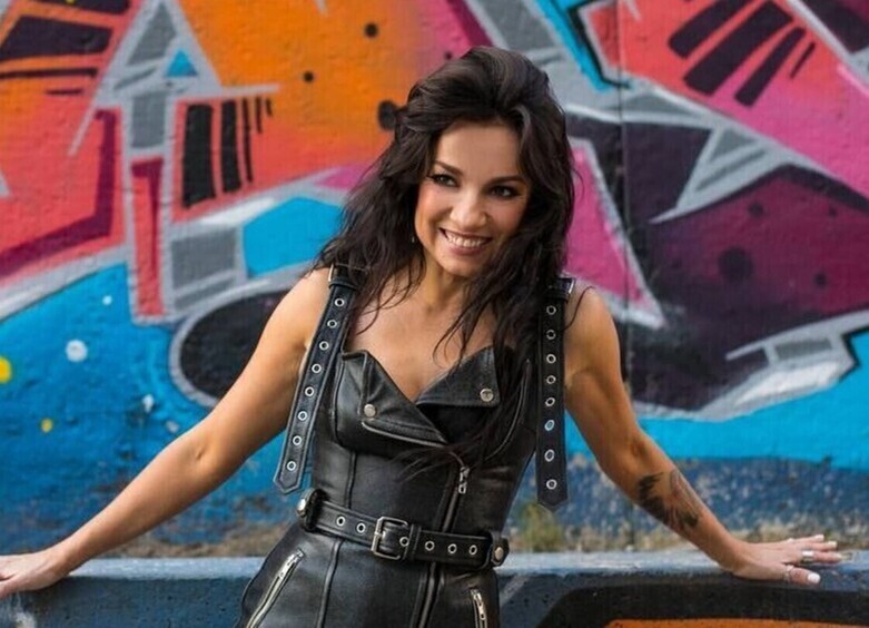     Светлана Светикова