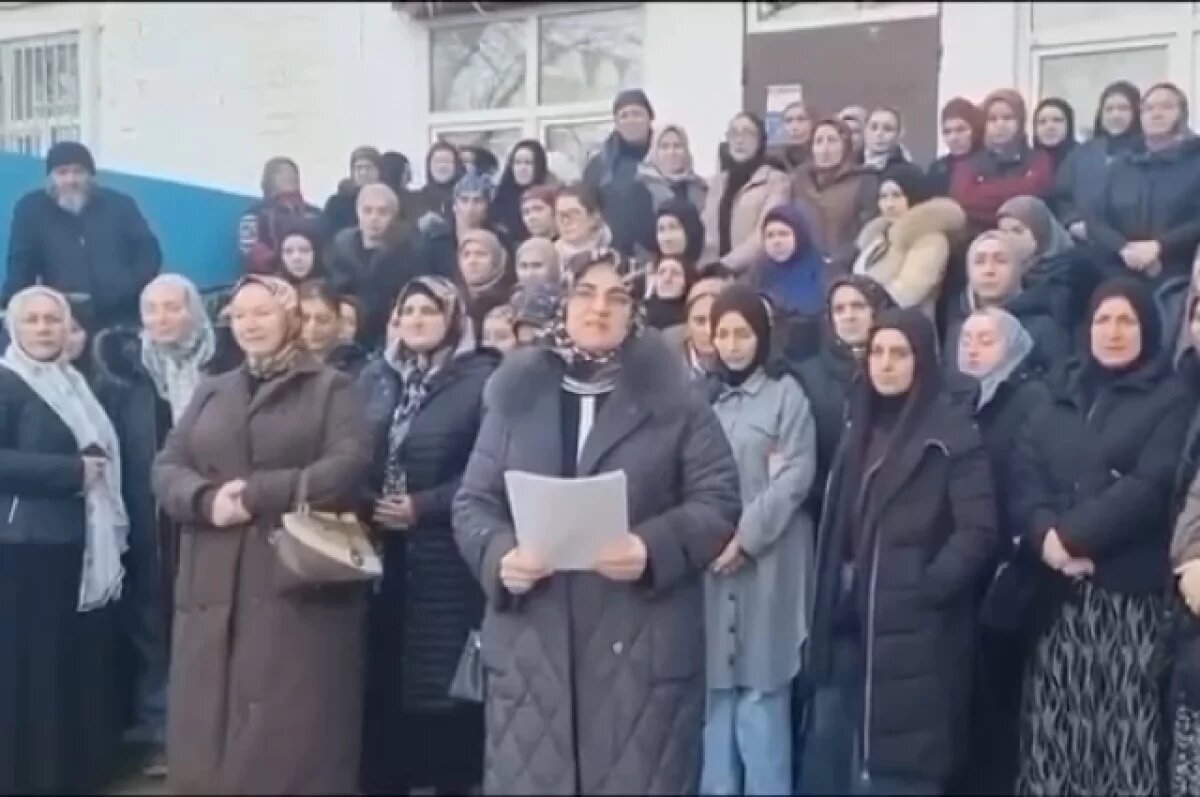    Власти Махачкалы назвали законной смену директора гимназии №35 в Ленинкенте