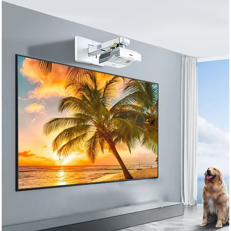 Крепление для короткофокусного проектора над экраном