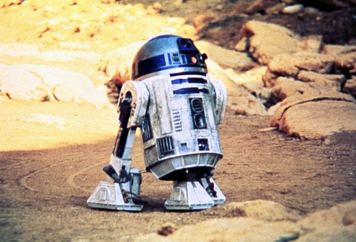 Это дроид. Но не андроид. Не путаем!