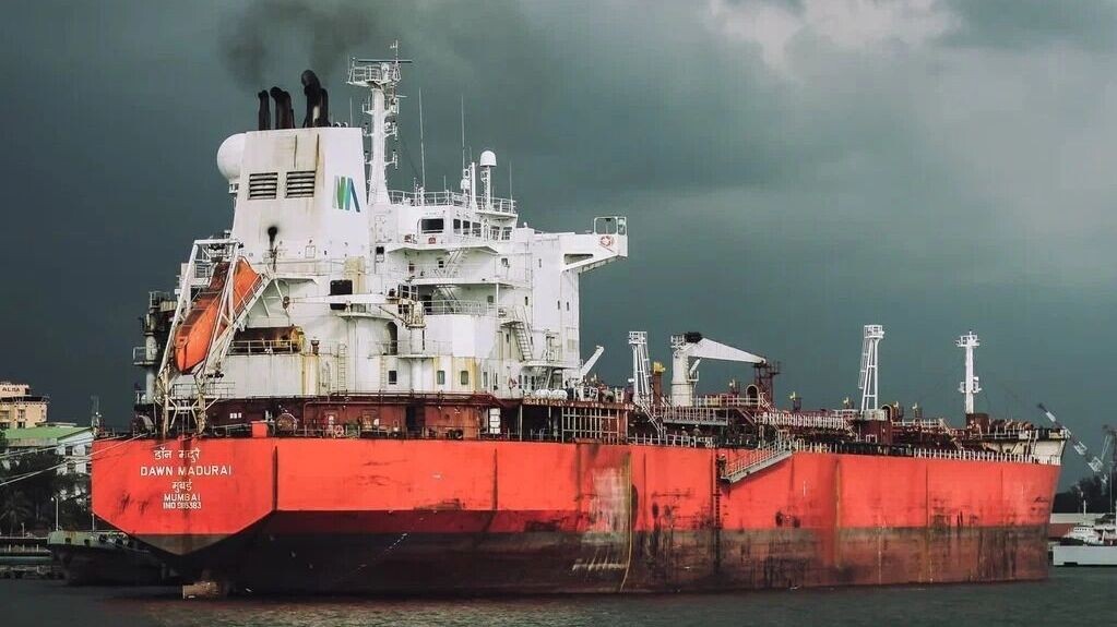    поставки нефти в Индию