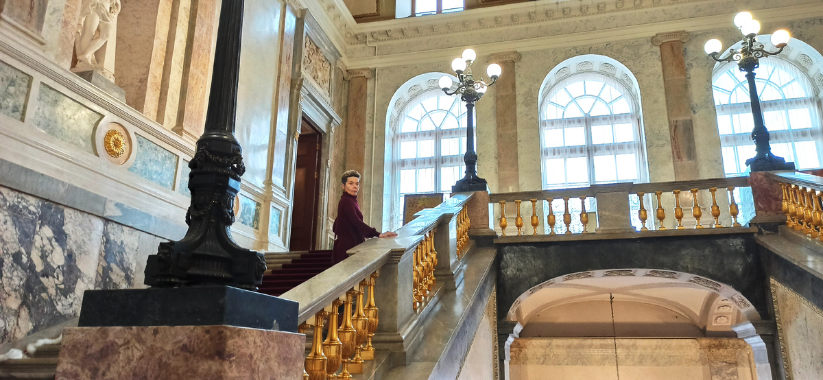 Михайловский замок. Парадная лестница