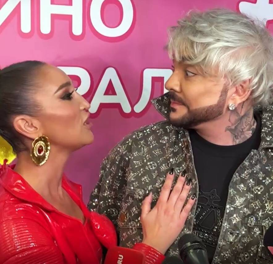    Ольга Бузова и Филипп Киркоров на премьере комедии "Равиоли Оли"Фото VOICE