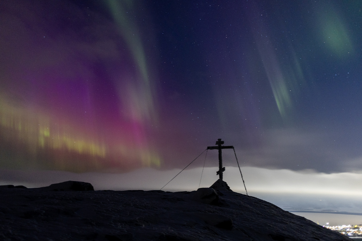 Северное сияние на горе Крестовой - Кандалакша, Мурмаснкая область