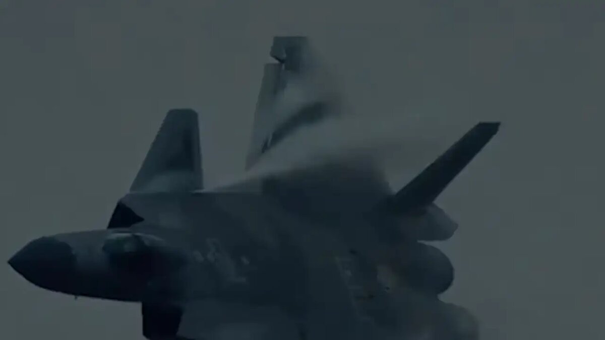    J-20А с новым двигателем. Скриншот видео