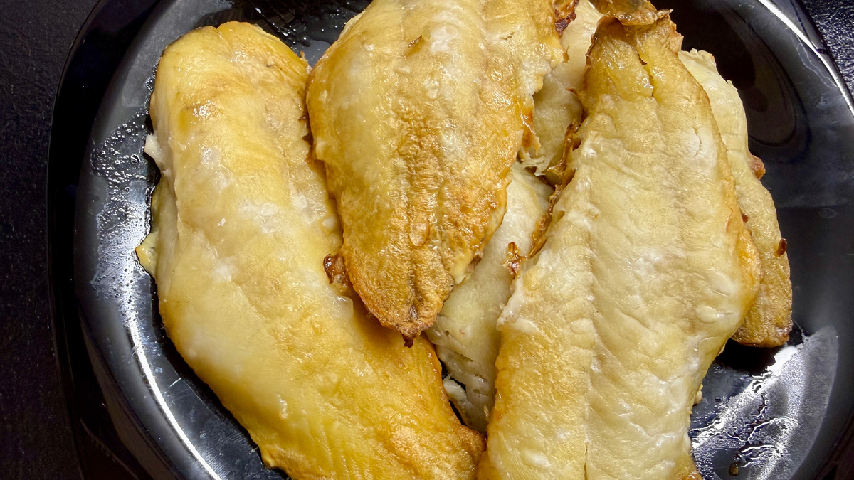 Филе морского окуня, запеченное в духовке. Фото автора