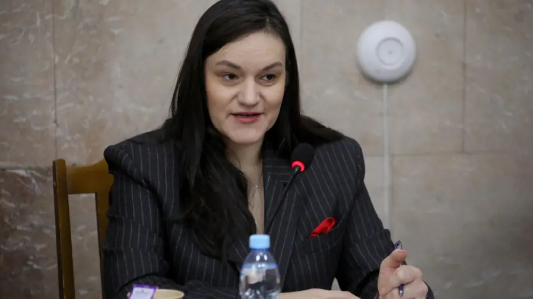    Вице-премьер Украины заявила о «колоссальных» потерях: в стране проживало 10 млн молодых людей, сейчас — 7,6 млн