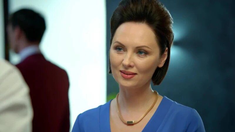     Елена Ксенофонтова в сериале «Кухня». Кадр из сериала «Кухня»