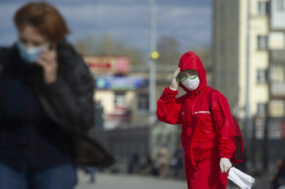    Роспотребнадзор посоветовал носить маски для защиты от оспы обезьян Алексей БУЛАТОВ
