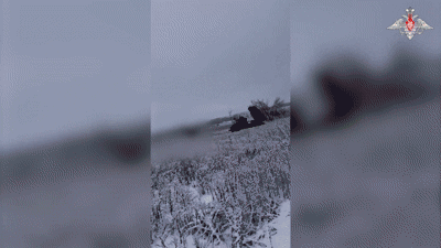    Реактивная артиллерия громит противника. Видео: Минобороны России