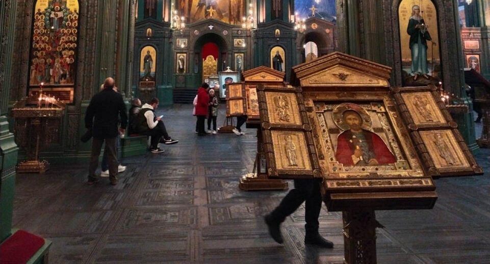    REGIONS/Роман Малышенко