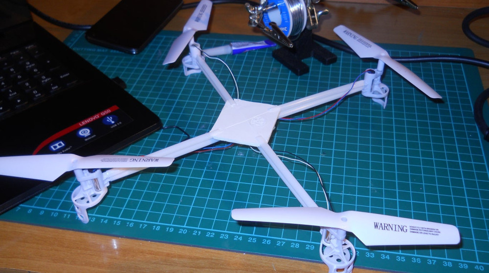    Взлетай как картонная ракета и лети под 100 км/ч