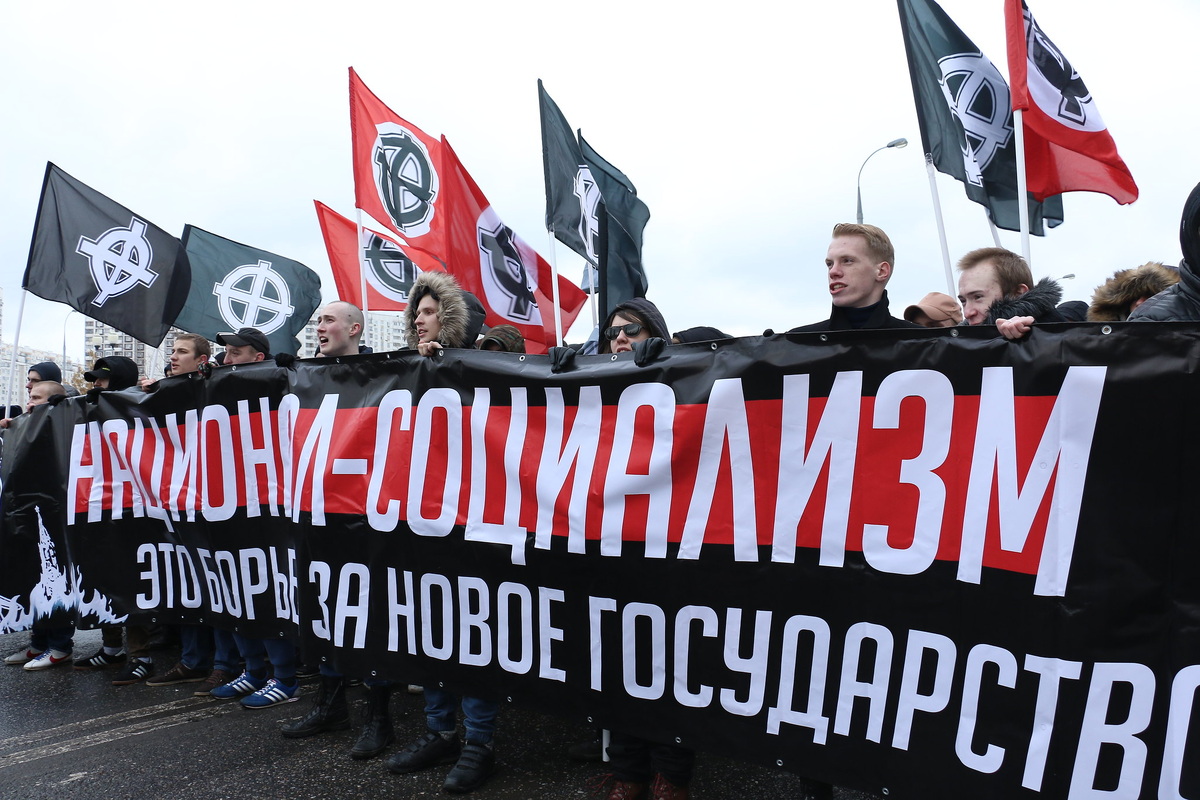 Для создания иллюстраций использовались материалы из сервиса Яндекс.Картинки.