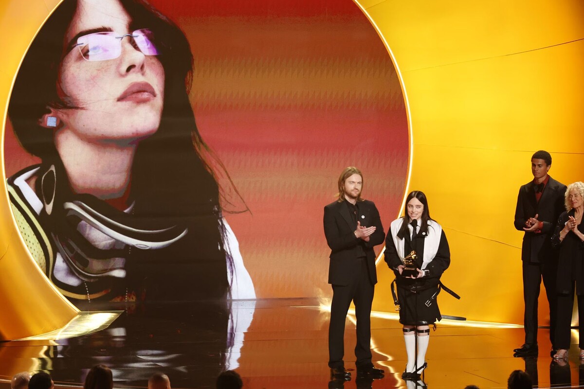  «Песней года» признана Wildflower американской певицы Билли Айлиш. 68-я церемония вручения музыкальных премий «Грэмми» в Лос-Анджелесе. © grammy.com