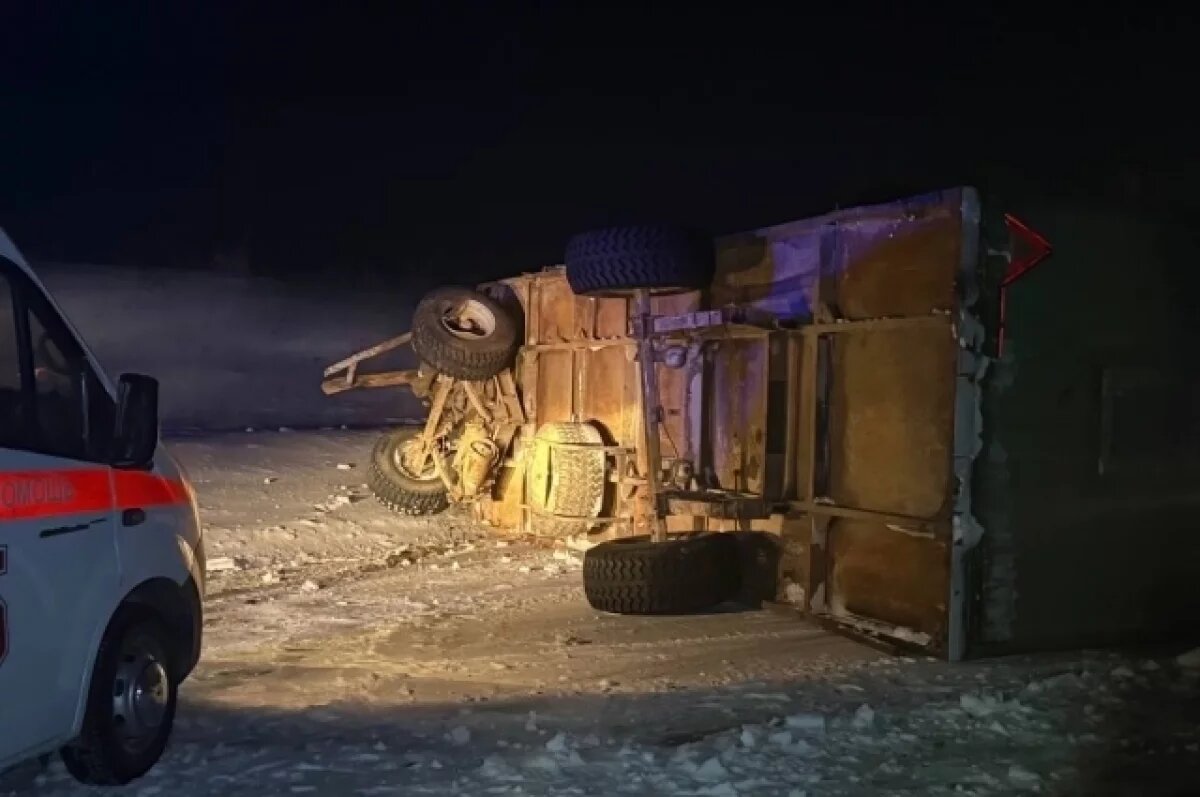    Под Красноярском после ДТП с пятью погибшими задержали водителя грузовика