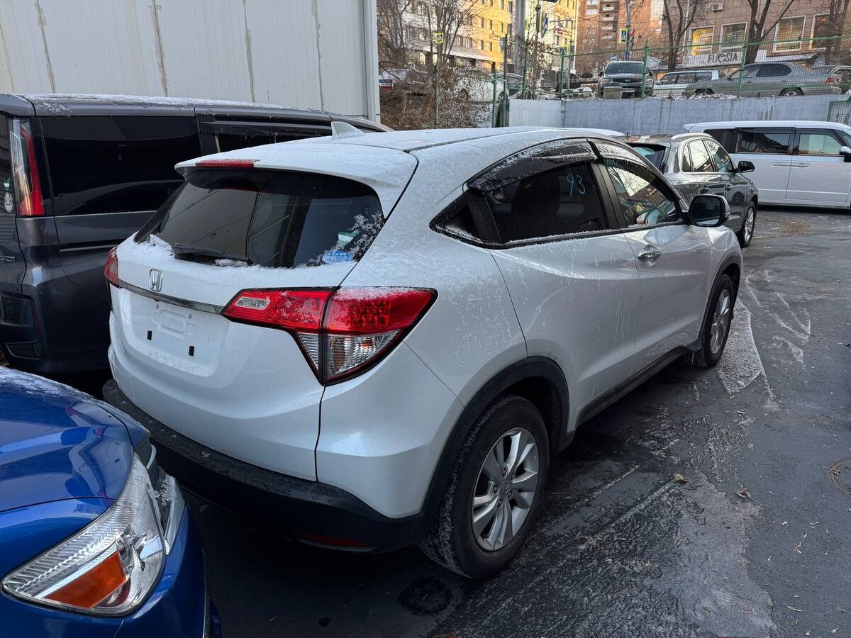 Honda Vezel 2020 года