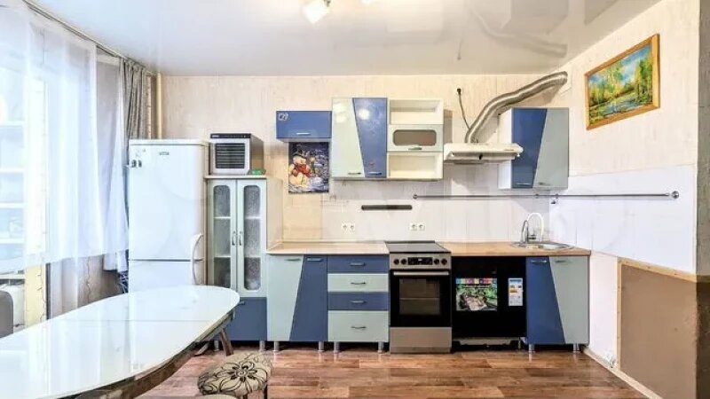     Трехкомнатную квартиру «под открытым небом» продают в Барнауле. «Авито»