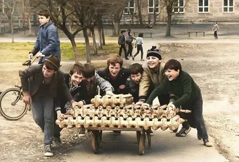 Сбор металлолома.