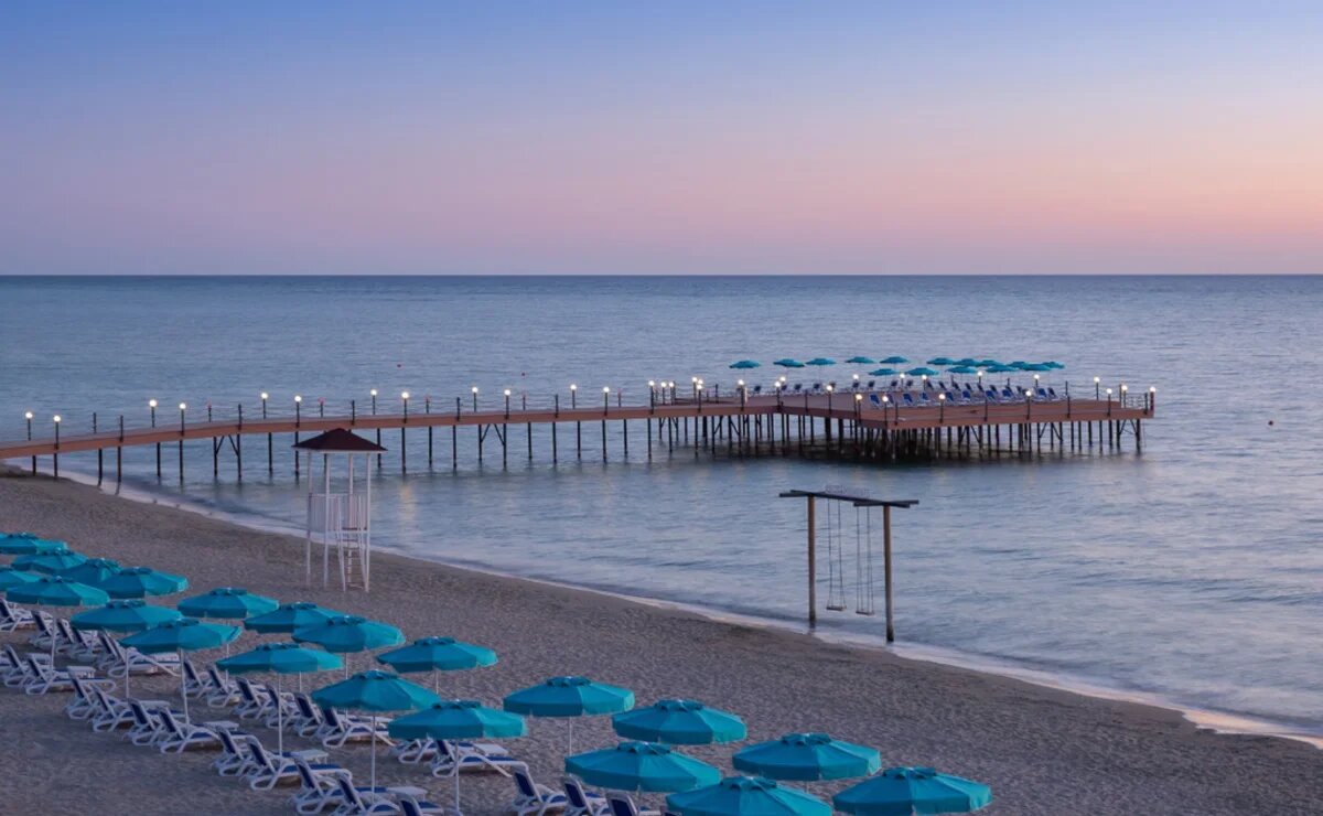    Пляжные туры в этот Rixos на 25%–50% дешевле, чем в отели в Турции и Египте