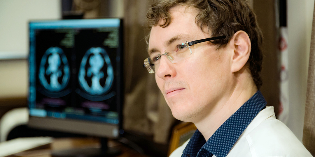 Опасно ли делать МРТ с контрастом? Объясняет врач-онколог Денис Романов