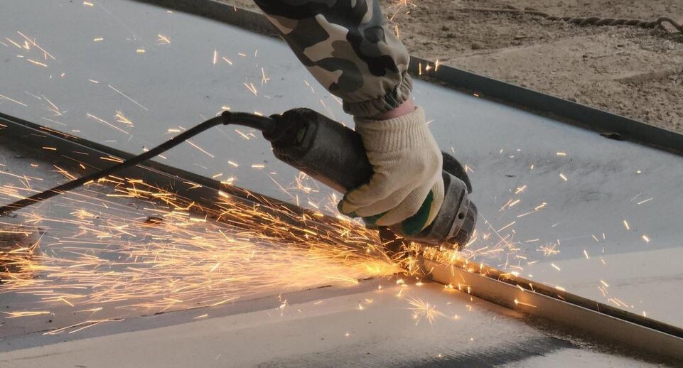    REGIONS/Артем Мишуков