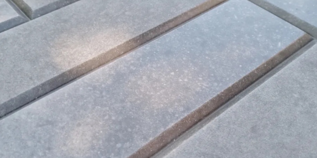 Формы для брусчатки - это возможность создать свой стиль на территории частного дома !