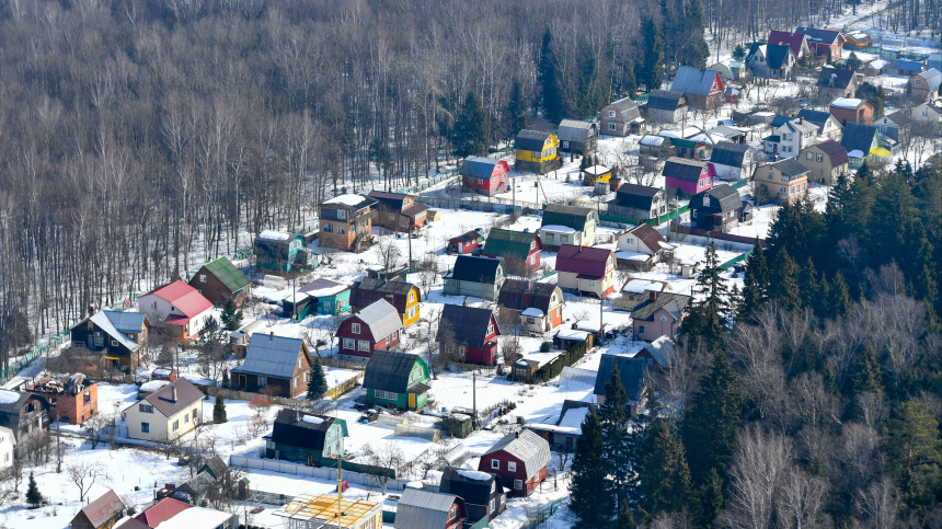 Как будут жить дачники в 2026 году: налоги, стройка и собрания