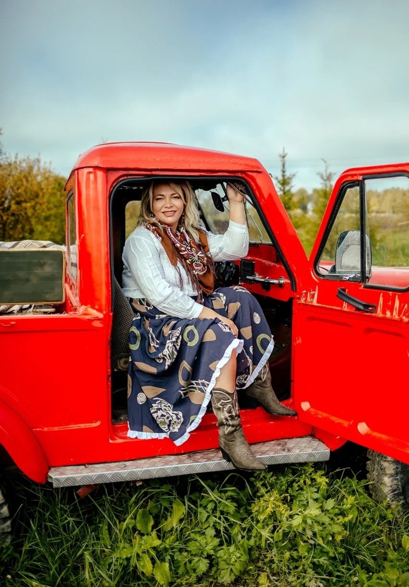 Сапоги я покупала за 4000, продаю за 1800