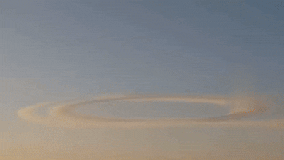    Предварительно, при заходе на атаку одна из ракет в Киевской области совершила круговой манёвр. Видео: Анатолий Шарий