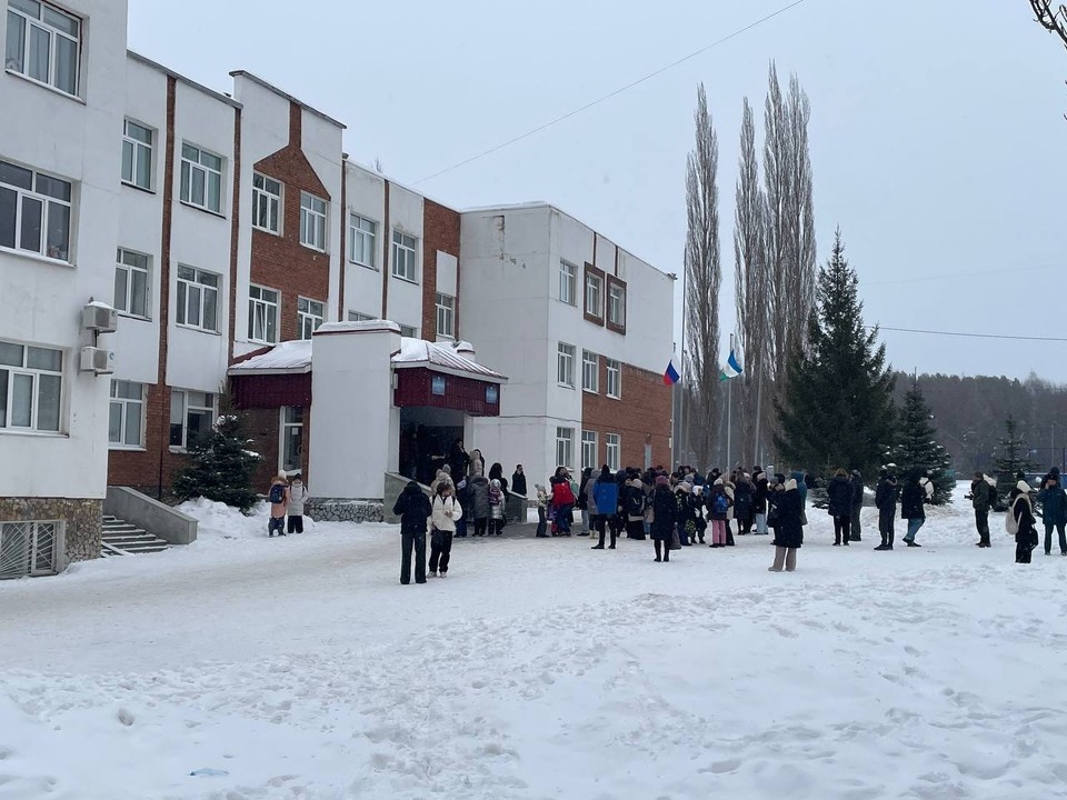    Фото с места происшествия Ильдар АХМАДЕЕВ