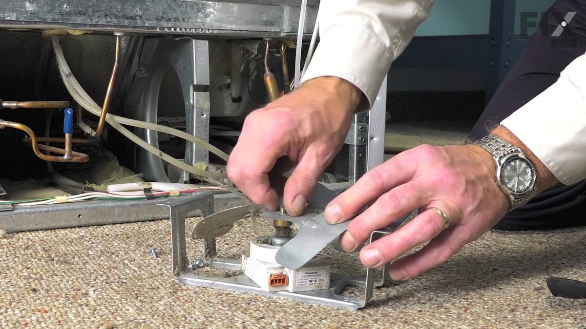 Замена вентилятора конденсатора на холодильнике