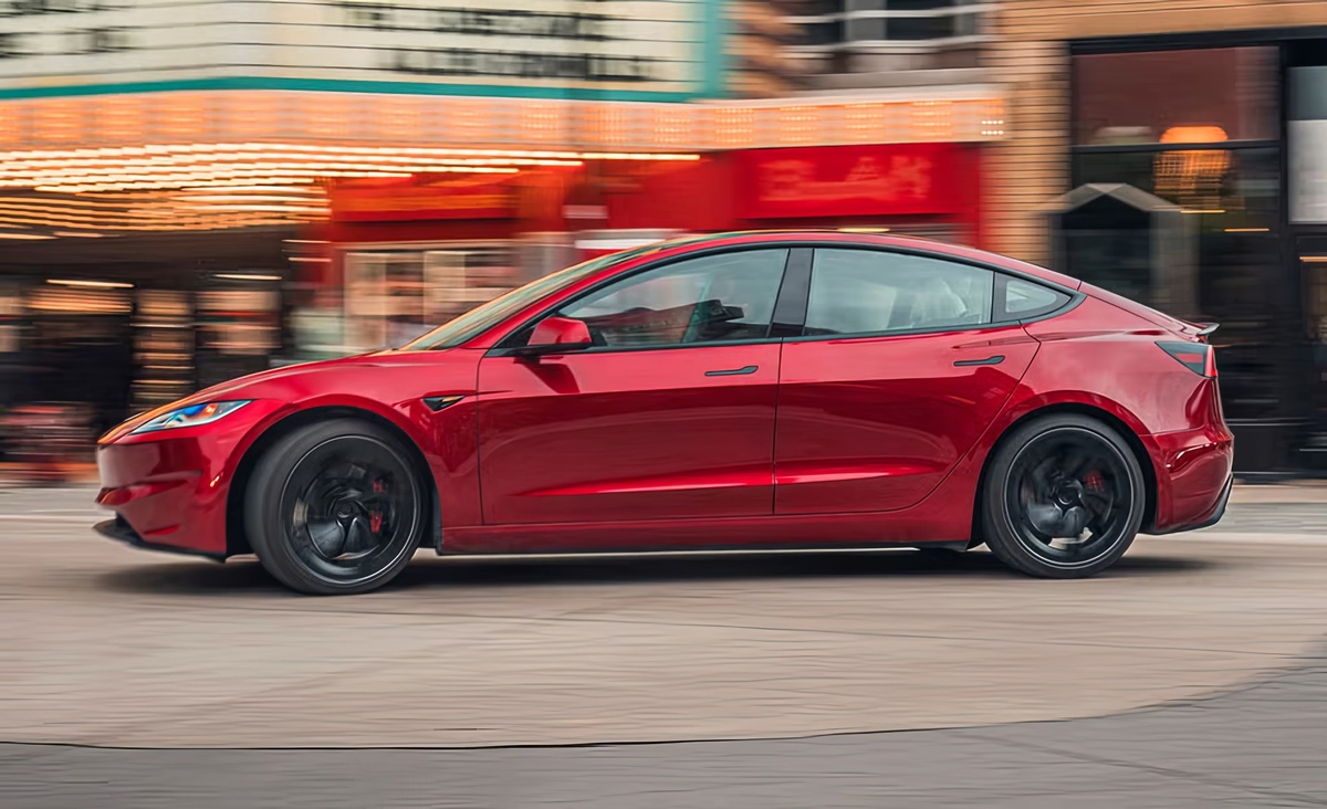 ©Marc Urbano | Car and Driver