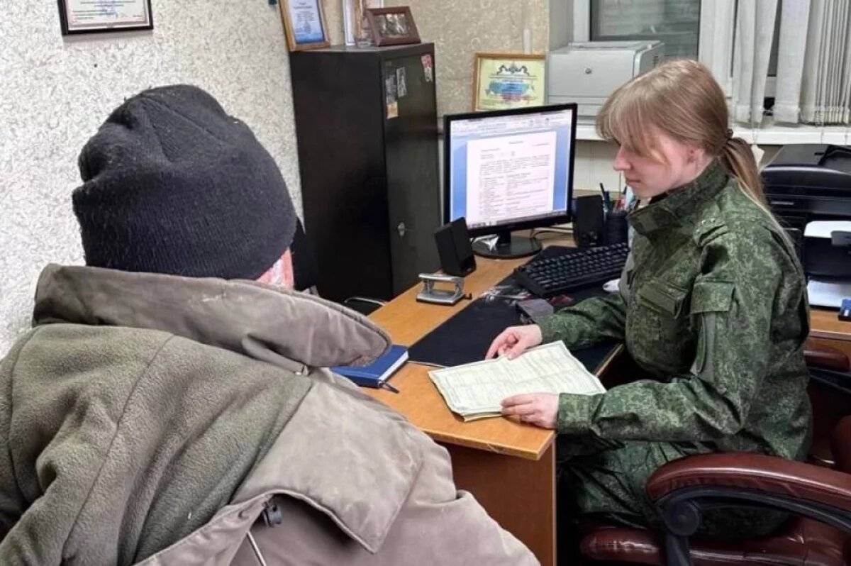    Водитель Isuzu Giga в кабинете у следователя принёс свои извинения, но от ответственности они его не избавят.