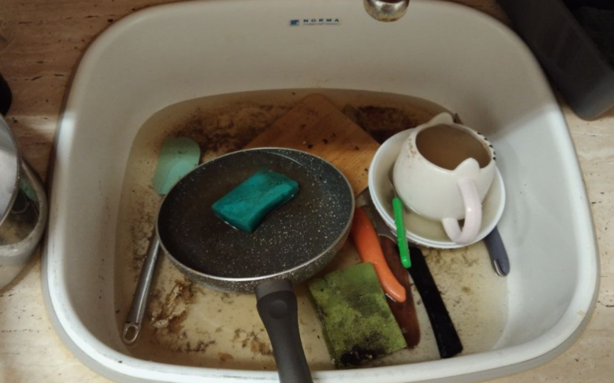 Всего 1 ложка в слив и засор уйдет со свистом. Главный секрет чистки труб