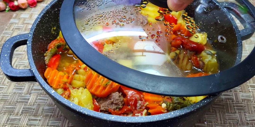 Все сложила в казан и забыла на 1,5 часа. Блюдо для ленивых. Когда нет времени стоять у плиты