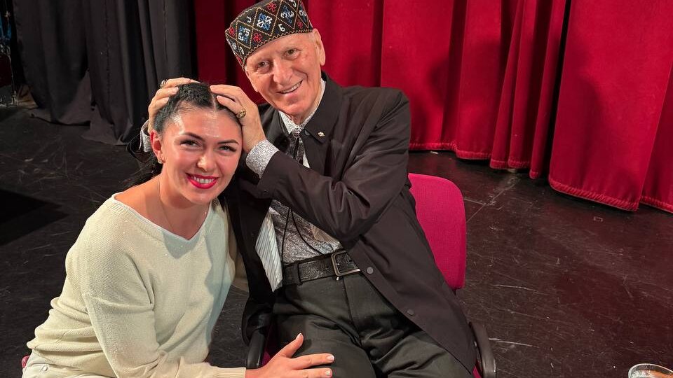 Для учитель от Бога это именно этот человек, получить благословение от него это БЕСЦЕННО