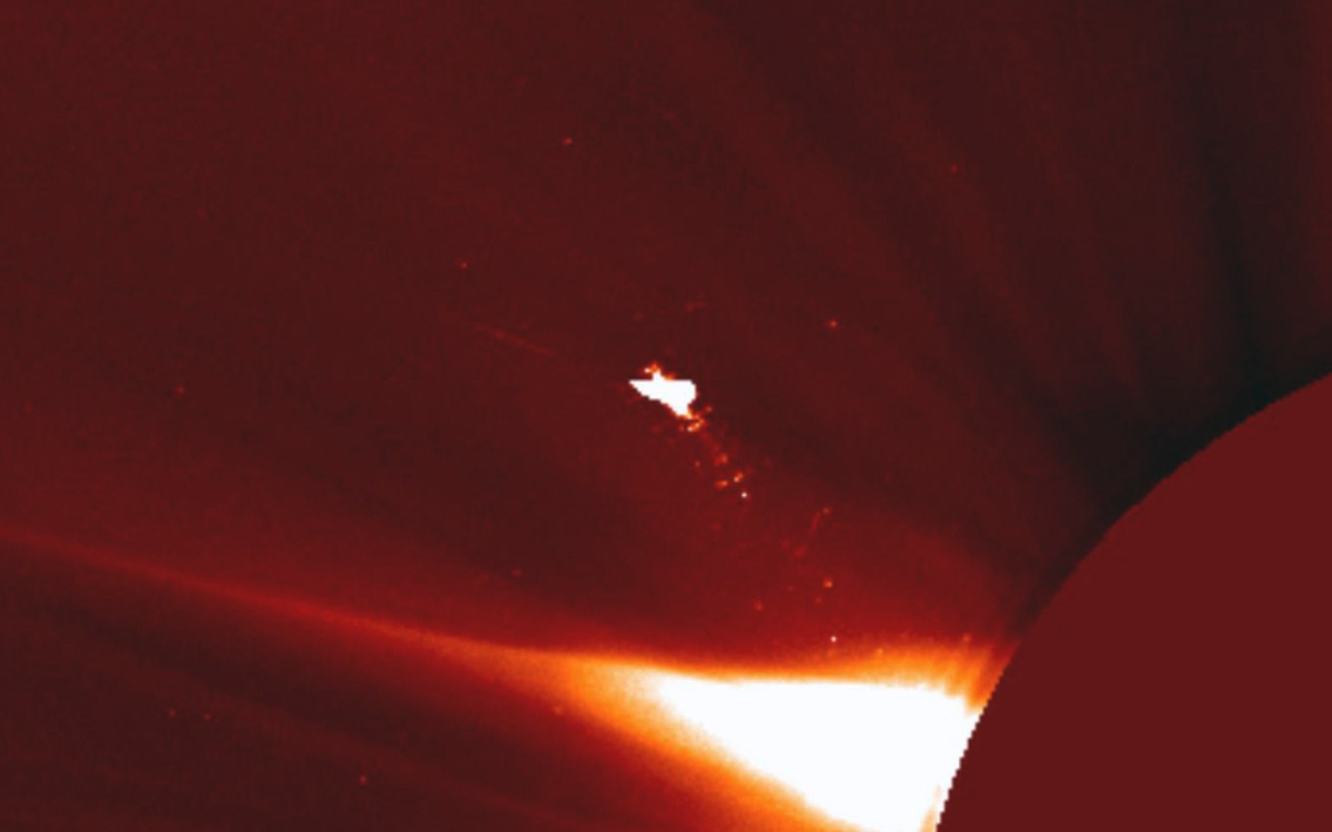 Загадочный объект в 10 раз крупнее Земли. (Фото: b1.m24.ru).