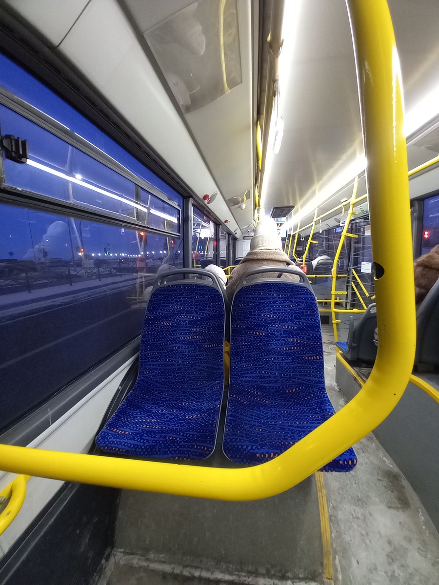 Воскресный вид автобуса.