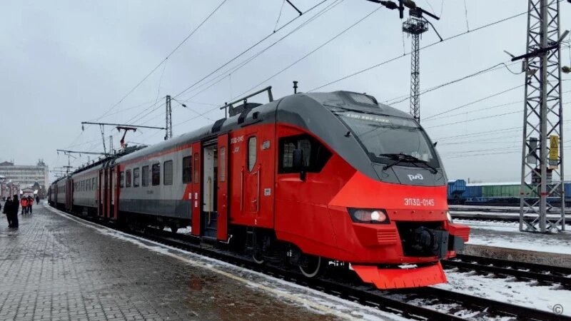     Электричка. Мэрия Барнаула