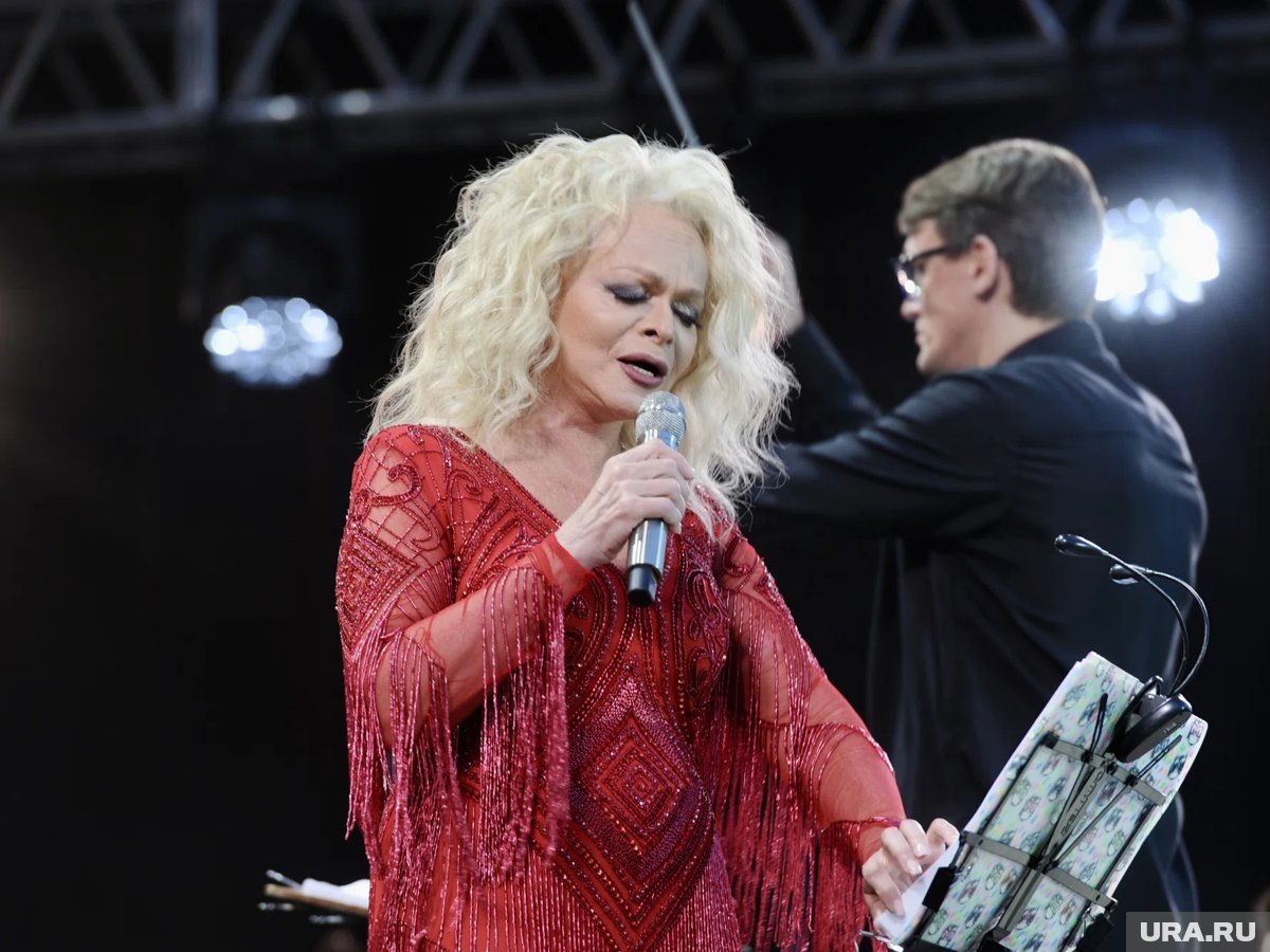     Цена на запись разговора мошенников с Долиной стартует от 580 тысяч рублей