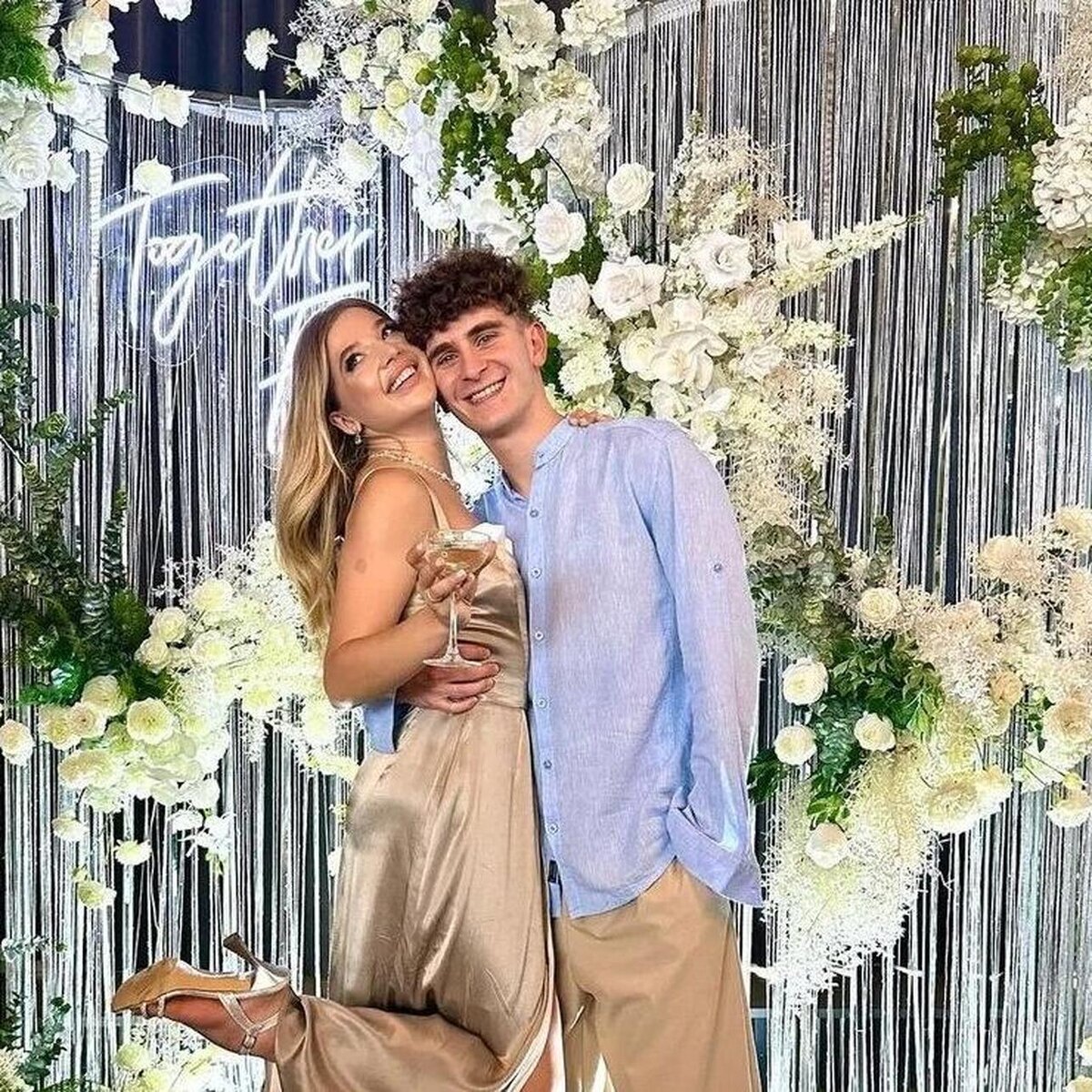     Социальные сети