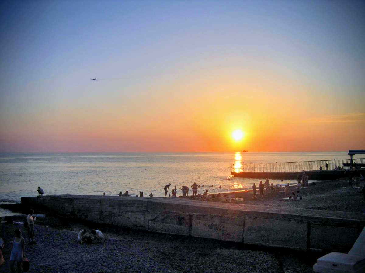 Адлер. Закат