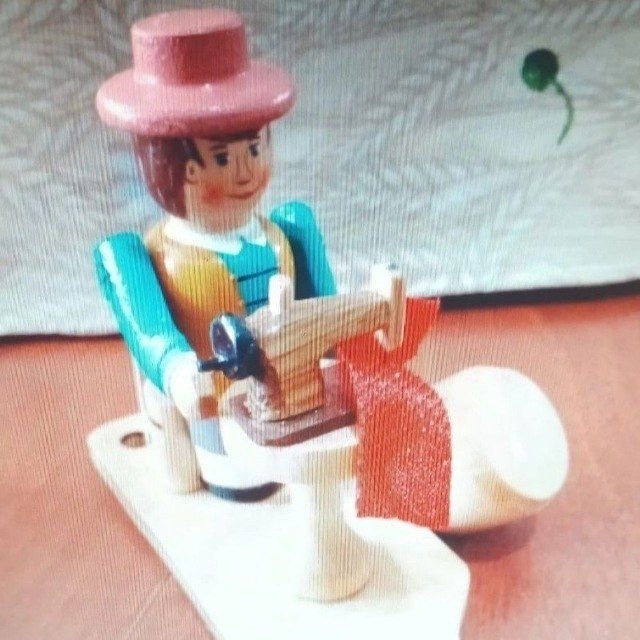 Игрушки от семьи Вайс