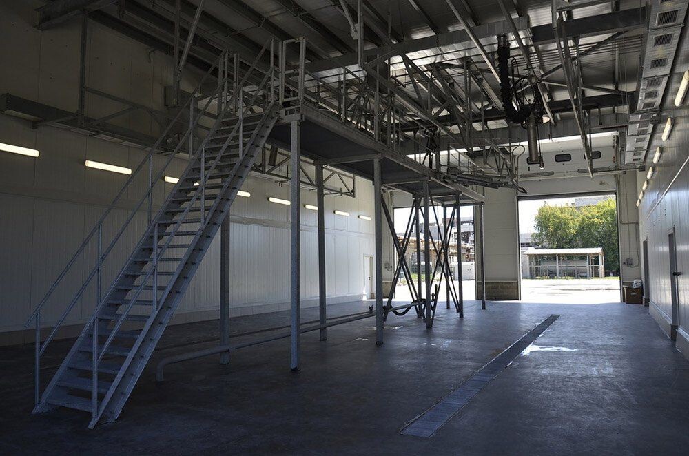 КОМПЛЕКС ПО ОЧИСТКЕ ТАНК-КОНТЕЙНЕРОВ И АВТОЦИСТЕРН