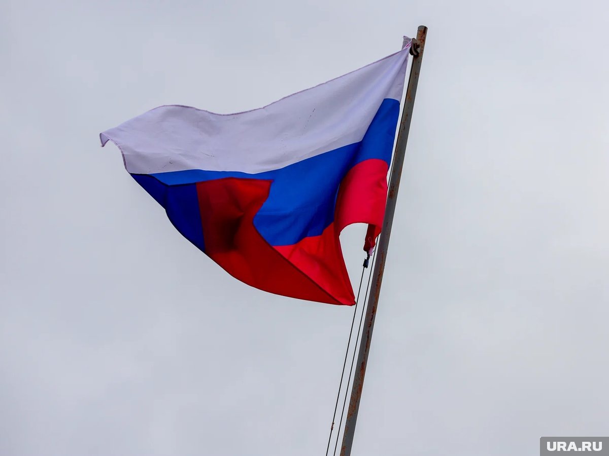     Флаг РФ нельзя проносить на соревновательных площадках Олимпийских игр