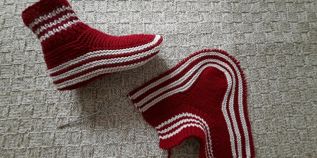 Теплые носочки, следочки..