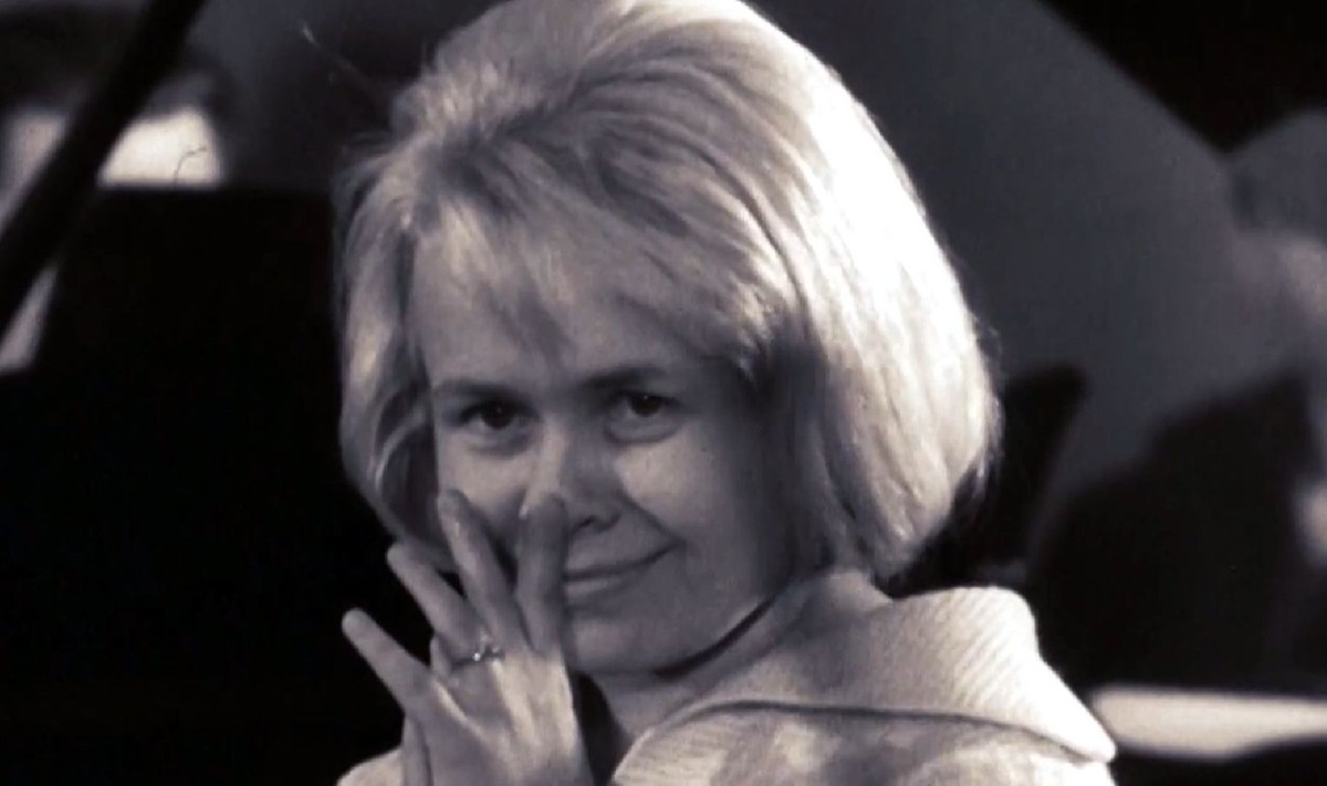 Александра Пахмутова