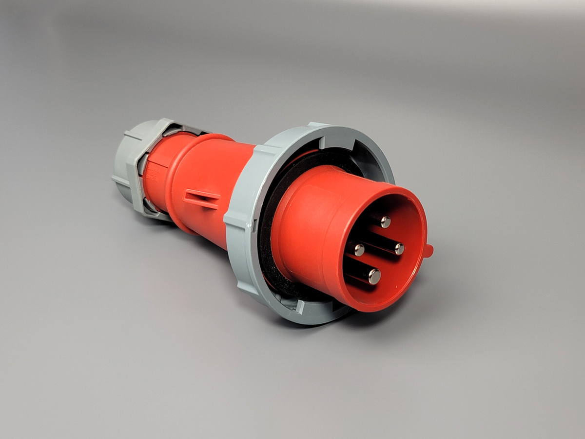 Вилка кабельная Mennekes D-57399 Kirchhundem, 380В-440В, 32А, 3P+E/IP67